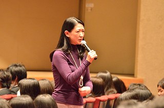 紺野美沙子さん講演会 (3)