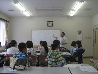 12中学オリテン2日施設訪問 (1)