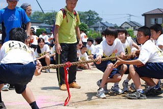 12体育祭 中学綱引き