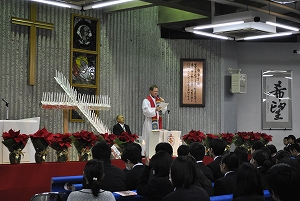 12/17高校クリスマス礼拝実施