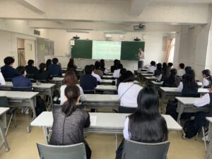 進路指導　「文学・歴史学　進路ガイダンス」を実施しました。
