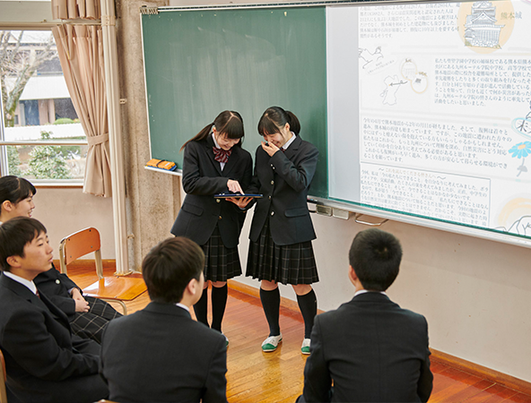 中学校教育の特長のサムネイル